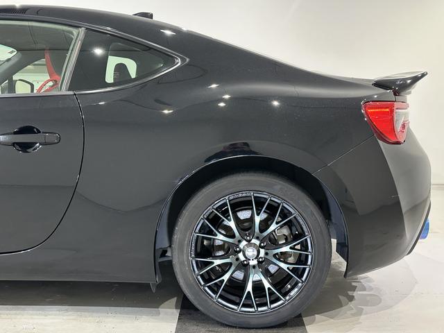 ８６ ＧＴ　後期型／Ｃ－ＷＥＳＴフロントスポイラー／ロッソモデロマフラー／社外リアスポイラー／Ｗｅｄｓｓｐｏｒｔ　ＳＡ－２０Ｒ　１９ＡＷ／ＲＡＺＯシフトノブ／アルパイン７インチナビ（７ＷＶ）／フルセグＴＶ／ＥＴＣ（49枚目）
