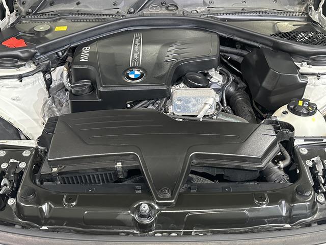 ４シリーズ ４２０ｉクーペ　Ｍスポーツ　☆Ｍ４仕様☆Ｍ４ルック社外エアロ（前後バンパー・ミラー・ブラックキドニーグリル・エアブリーザー）／ＧＳＰマフラー／トランクスポイラー／ＧＳＰ　Ｄ２２　１９ＡＷ／インナードアハンドルべたつき対策済み（3枚目）