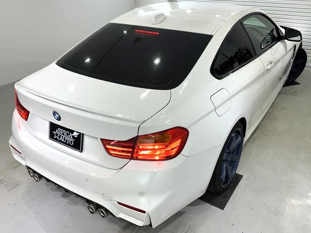 ４シリーズ ４２０ｉクーペ　Ｍスポーツ　☆Ｍ４仕様☆Ｍ４ルック社外エアロ（前後バンパー・ミラー・ブラックキドニーグリル・エアブリーザー）／ＧＳＰマフラー／トランクスポイラー／ＧＳＰ　Ｄ２２　１９ＡＷ／インナードアハンドルべたつき対策済み（28枚目）