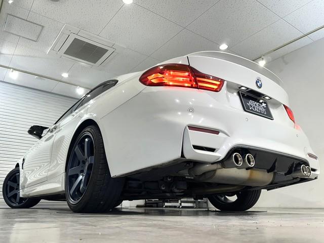 ４シリーズ ４２０ｉクーペ　Ｍスポーツ　☆Ｍ４仕様☆Ｍ４ルック社外エアロ（前後バンパー・ミラー・ブラックキドニーグリル・エアブリーザー）／ＧＳＰマフラー／トランクスポイラー／ＧＳＰ　Ｄ２２　１９ＡＷ／インナードアハンドルべたつき対策済み（42枚目）