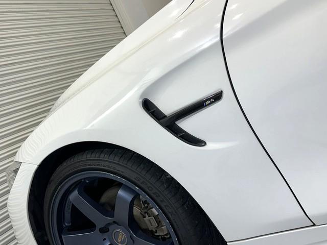 ４シリーズ ４２０ｉクーペ　Ｍスポーツ　☆Ｍ４仕様☆Ｍ４ルック社外エアロ（前後バンパー・ミラー・ブラックキドニーグリル・エアブリーザー）／ＧＳＰマフラー／トランクスポイラー／ＧＳＰ　Ｄ２２　１９ＡＷ／インナードアハンドルべたつき対策済み（46枚目）