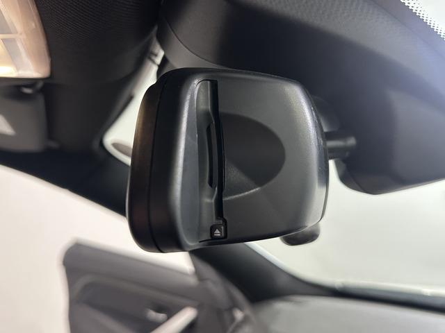 ４シリーズ ４２０ｉクーペ　Ｍスポーツ　☆Ｍ４仕様☆Ｍ４ルック社外エアロ（前後バンパー・ミラー・ブラックキドニーグリル・エアブリーザー）／ＧＳＰマフラー／トランクスポイラー／ＧＳＰ　Ｄ２２　１９ＡＷ／インナードアハンドルべたつき対策済み（75枚目）