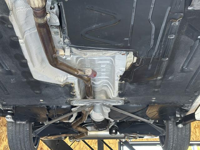 ４シリーズ ４２０ｉクーペ　Ｍスポーツ　☆Ｍ４仕様☆Ｍ４ルック社外エアロ（前後バンパー・ミラー・ブラックキドニーグリル・エアブリーザー）／ＧＳＰマフラー／トランクスポイラー／ＧＳＰ　Ｄ２２　１９ＡＷ／インナードアハンドルべたつき対策済み（79枚目）