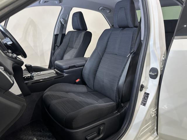 クラウン アスリートＳ－Ｔ　後期型／ターボ車／ＴＥＩＮ車高調／ＷＯＲＫ　ジースト２０ＡＷ／リアスポイラー／リアトランクスポイラー／前後クリアランスソナー／トヨタセーフティーセンス／スペアキー／バックカメラ／フルセグＴＶ（53枚目）