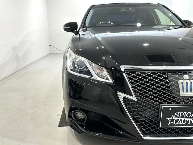 クラウンハイブリッド アスリートＧ　サンルーフ／ブラックレザーシート／車高調／ｌｅｖａｎｎａ　１９ＡＷ／社外アンビエントライト／シートヒーター＆クーラー／コーナーセンサー／追従式クルコン／リアロールサンシェード／イエローフォグランプ（20枚目）