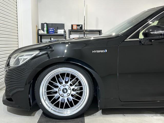 クラウンハイブリッド アスリートＧ　サンルーフ／ブラックレザーシート／車高調／ｌｅｖａｎｎａ　１９ＡＷ／社外アンビエントライト／シートヒーター＆クーラー／コーナーセンサー／追従式クルコン／リアロールサンシェード／イエローフォグランプ（47枚目）