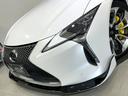 ＬＣ５００　Ｓパッケージ　赤革／ＭａｒｋＬｅｖｉｎｓｏｎサウンド／ＢＬＩＴＺフロントリップ／エイムゲインサイドスカート／Ｍａｘｔｏｎ　Ｄｅｓｉｇｎリアディフューザ／リアトランクスポイラ／イエローキャリパ／アクティブリアウィング（23枚目）