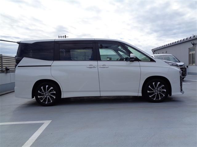 ヴォクシー S-Z トヨタ認定中古車 フルセグナビ DVD再生 ミュージックプレイヤー接続可 バックカメラ 衝突被害軽減システム ETC 両側電動スライド LEDヘッドランプ 乗車定員7人 3列シート ワンオーナー(25枚目)