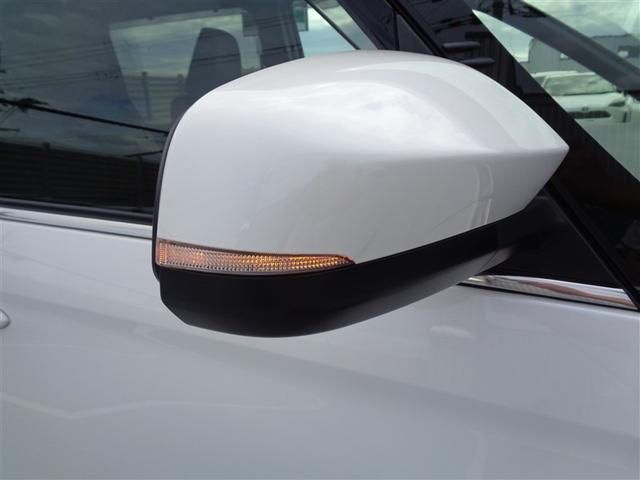 ヴォクシー S-Z トヨタ認定中古車 フルセグナビ DVD再生 ミュージックプレイヤー接続可 バックカメラ 衝突被害軽減システム ETC 両側電動スライド LEDヘッドランプ 乗車定員7人 3列シート ワンオーナー(27枚目)