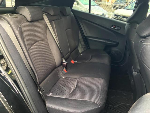 プリウス Sセーフティプラス バックカメラ レーダークルーズ ドラレコ スマートキー ETC 車線逸脱警報 ワンオーナー オートライト オートエアコン Bluetooth フルセグ(13枚目)