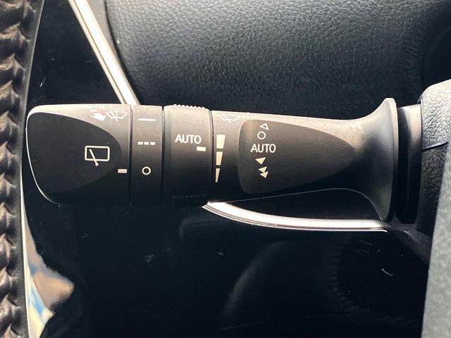 プリウス Sセーフティプラス バックカメラ レーダークルーズ ドラレコ スマートキー ETC 車線逸脱警報 ワンオーナー オートライト オートエアコン Bluetooth フルセグ(27枚目)