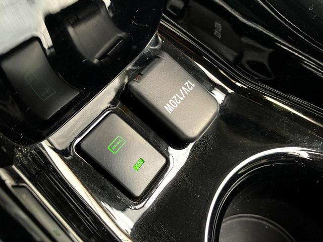 プリウス Sセーフティプラス バックカメラ レーダークルーズ ドラレコ スマートキー ETC 車線逸脱警報 ワンオーナー オートライト オートエアコン Bluetooth フルセグ(40枚目)