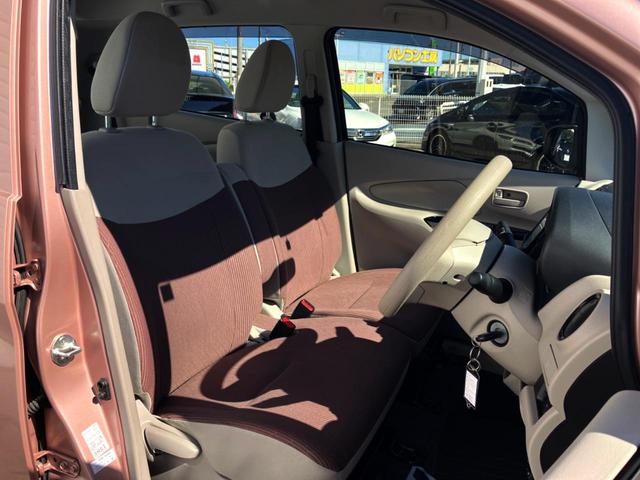ｅＫワゴン Ｅ　ＳＤナビ　禁煙車　シートヒーター　ＥＴＣ　ＣＤ　ＤＶＤ再生　地デジ（8枚目）