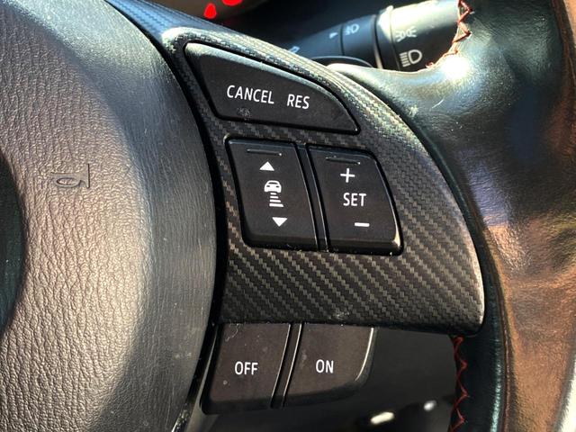 アクセラスポーツ XD 軽油 サンルーフ マツダコネクトナビ バックカメラ 衝突軽減装置 BOSEサウンド シートヒーター レーダークルーズコントロール ETC プッシュスタート 純正アルミ(7枚目)