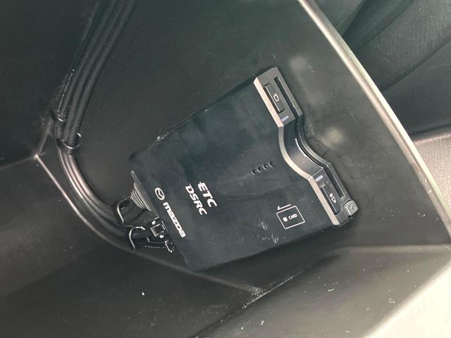 アクセラスポーツ XD 軽油 サンルーフ マツダコネクトナビ バックカメラ 衝突軽減装置 BOSEサウンド シートヒーター レーダークルーズコントロール ETC プッシュスタート 純正アルミ(10枚目)