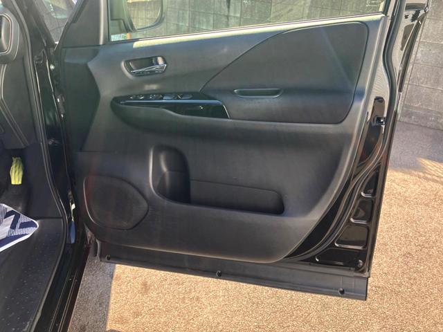 セレナ ハイウェイスターG 両側電動ドア 純正SDナビ 後席モニター バックカメラ 禁煙車 LEDヘッド ETC クルコン オートライト オートエアコン 純正16インチアルミ リアエアコン Bluetooth CD(26枚目)