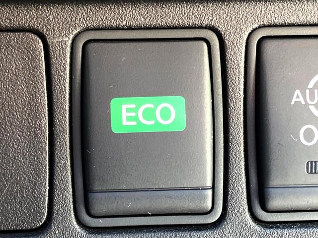 セレナ ハイウェイスターG 両側電動ドア 純正SDナビ 後席モニター バックカメラ 禁煙車 LEDヘッド ETC クルコン オートライト オートエアコン 純正16インチアルミ リアエアコン Bluetooth CD(31枚目)