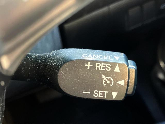 ハリアー プレミアム SDナビ バックカメラ 禁煙車 電動リアゲート ハーフレザーシート パワーシート スマートキー HIDヘッド ビルトインETC クルコン オートハイビーム 車線逸脱警報 オートライト オートエアコン(5枚目)