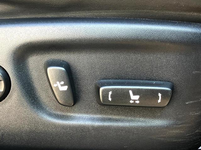 ハリアー プレミアム SDナビ バックカメラ 禁煙車 電動リアゲート ハーフレザーシート パワーシート スマートキー HIDヘッド ビルトインETC クルコン オートハイビーム 車線逸脱警報 オートライト オートエアコン(7枚目)