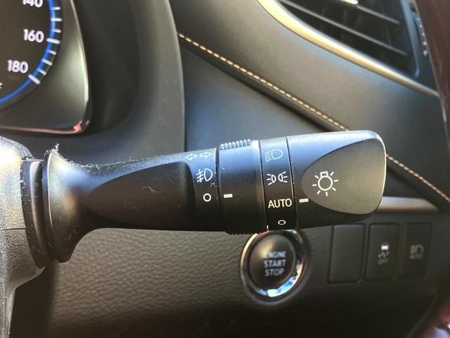 ハリアー プレミアム SDナビ バックカメラ 禁煙車 電動リアゲート ハーフレザーシート パワーシート スマートキー HIDヘッド ビルトインETC クルコン オートハイビーム 車線逸脱警報 オートライト オートエアコン(37枚目)