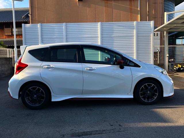 ノート ニスモ　純正ナビ　バックカメラ　ＥＴＣ　Ｂｌｕｅｔｏｏｔｈ接続　プッシュスタート　オートエアコン　横滑り防止（47枚目）