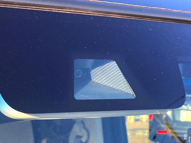 N-BOX G・Lターボホンダセンシング 両側電動ドア バックカメラ 衝突被害軽減システム 禁煙車 スマートキー LEDヘッド ビルトインETC クルコン オートエアコン Bluetooth CD DVD再生 ブルーレイ再生 フルセグ(3枚目)