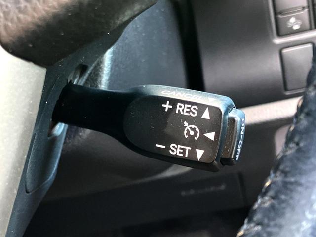 ヴォクシー ＺＳ　煌ＩＩ　ＡＬＰＩＮＥナビ　バックカメラ　後席モニター　両側電動ドア　衝突軽減装置　クルーズコントロール　ＥＴＣ　プッシュスタート　Ｂｌｕｅｔｏｏｔｈ接続　純正アルミ（8枚目）