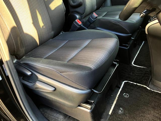 ヴォクシー ＺＳ　煌ＩＩ　ＡＬＰＩＮＥナビ　バックカメラ　後席モニター　両側電動ドア　衝突軽減装置　クルーズコントロール　ＥＴＣ　プッシュスタート　Ｂｌｕｅｔｏｏｔｈ接続　純正アルミ（31枚目）