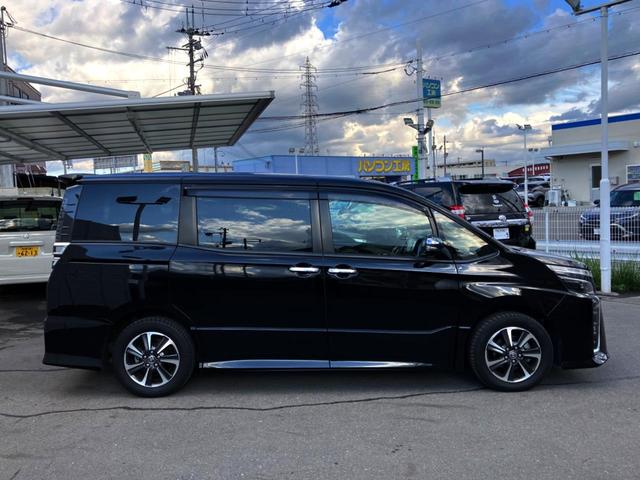 ヴォクシー ＺＳ　煌ＩＩ　ＡＬＰＩＮＥナビ　バックカメラ　後席モニター　両側電動ドア　衝突軽減装置　クルーズコントロール　ＥＴＣ　プッシュスタート　Ｂｌｕｅｔｏｏｔｈ接続　純正アルミ（38枚目）