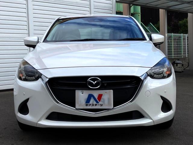 デミオ 15S 全周囲カメラ 禁煙車 ドラレコ コーナーセンサー LEDヘッド ビルトインETC 純正 車線逸脱警報 オートライト オートエアコン Bluetooth CD DVD再生 フルセグ(14枚目)