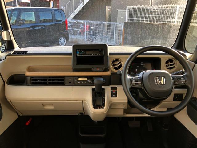 Ｎ－ＢＯＸ ベースグレード　Ｃａｒｒｏｚｚｅｒｉａオーディオ　電動スライドドア　衝突軽減装置　レーダークルーズコントロール　オートエアコン　プッシュスタート　電動パーキングブレーキ（2枚目）