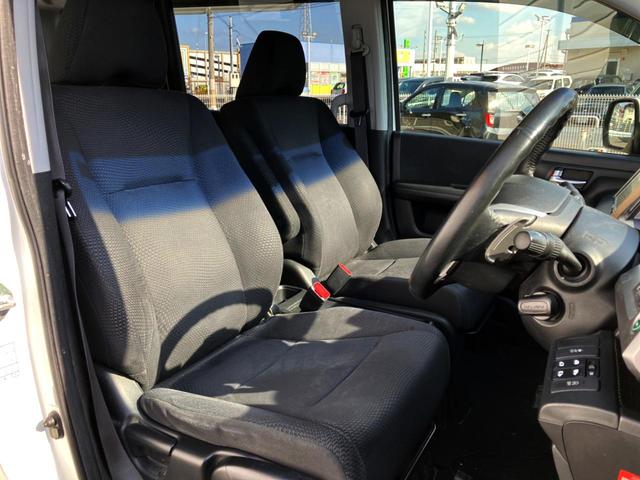 ステップワゴンスパーダ Ｚ　Ｇａｔｈｅｒｓ純正ナビ　バックカメラ　両側電動ドア　ＥＴＣ　オートエアコン　ＨＩＤヘッドライト　純正アルミホイール　パドルシフト（11枚目）