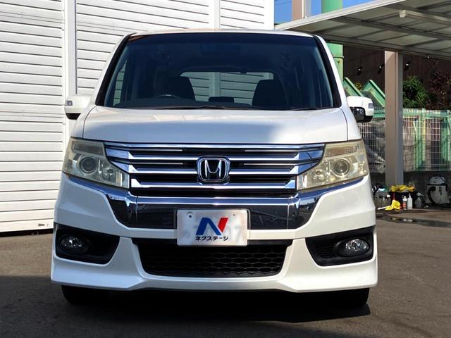 ステップワゴンスパーダ Ｚ　Ｇａｔｈｅｒｓ純正ナビ　バックカメラ　両側電動ドア　ＥＴＣ　オートエアコン　ＨＩＤヘッドライト　純正アルミホイール　パドルシフト（15枚目）