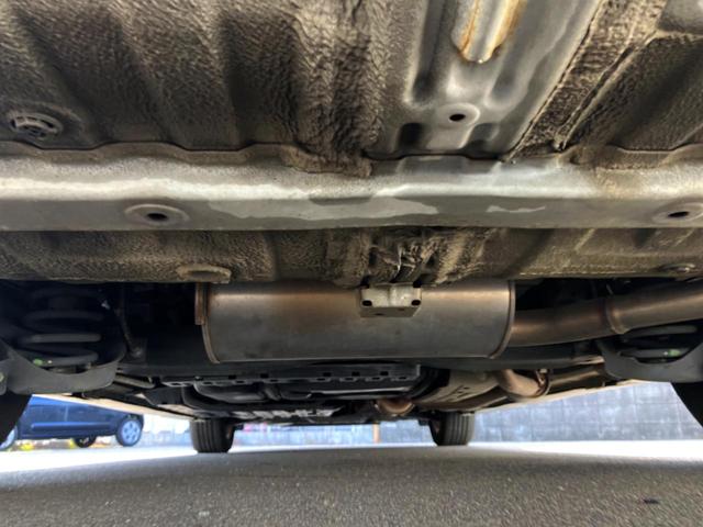 ステップワゴンスパーダ Ｚ　Ｇａｔｈｅｒｓ純正ナビ　バックカメラ　両側電動ドア　ＥＴＣ　オートエアコン　ＨＩＤヘッドライト　純正アルミホイール　パドルシフト（19枚目）