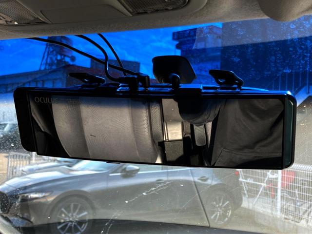 ステップワゴンスパーダ Ｚ　Ｇａｔｈｅｒｓ純正ナビ　バックカメラ　両側電動ドア　ＥＴＣ　オートエアコン　ＨＩＤヘッドライト　純正アルミホイール　パドルシフト（22枚目）