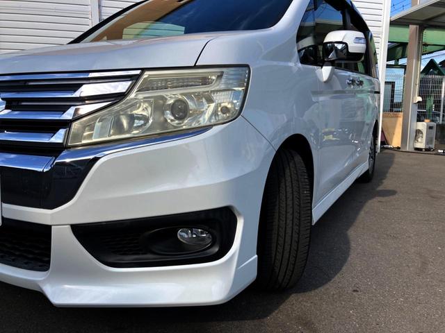 ステップワゴンスパーダ Ｚ　Ｇａｔｈｅｒｓ純正ナビ　バックカメラ　両側電動ドア　ＥＴＣ　オートエアコン　ＨＩＤヘッドライト　純正アルミホイール　パドルシフト（42枚目）