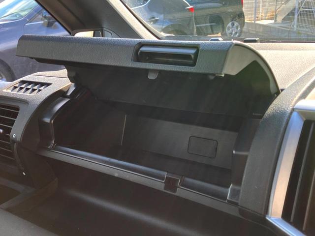 ステップワゴンスパーダ Ｚ　Ｇａｔｈｅｒｓ純正ナビ　バックカメラ　両側電動ドア　ＥＴＣ　オートエアコン　ＨＩＤヘッドライト　純正アルミホイール　パドルシフト（51枚目）