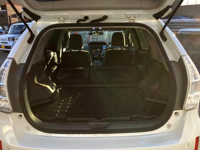 ★リアシートを倒すとこんなに広々としたラゲッジルームに早変わり♪大きな荷物のお買い物も安心ですね☆