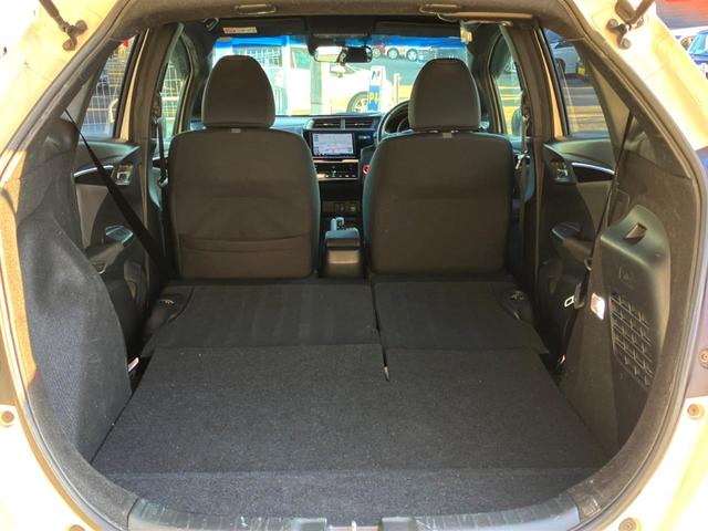 フィットハイブリッド Ｓ　ホンダセンシング　Ｇａｔｈｅｒｓ純正ナビ　バックカメラ　衝突軽減装置　レーダークルーズコントロール　ＥＴＣ　プッシュスタート　純正アルミ　Ｂｌｕｅｔｏｏｔｈ接続（13枚目）