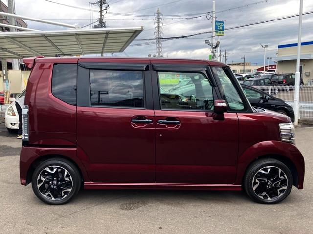 N-BOXカスタム G・Aパッケージ 電動スライドドア バックカメラ ドラレコ HIDヘッド ETC オートライト オートエアコン Bluetooth CD DVD再生 地デジ HIDフォグ(16枚目)