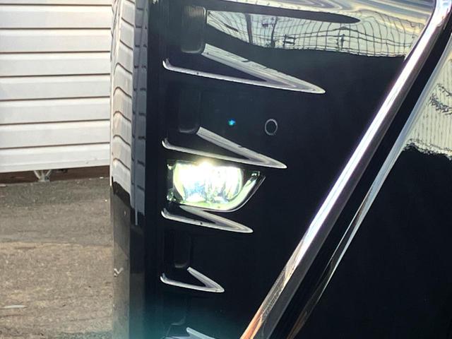 ヴォクシー ZS 煌III 両側電動ドア バックカメラ 衝突被害軽減システム ハーフレザーシート ドラレコ コーナーセンサー スマートキー LEDヘッド ビルトインETC クルコン 純正16インチアルミ 車線逸脱警報(24枚目)