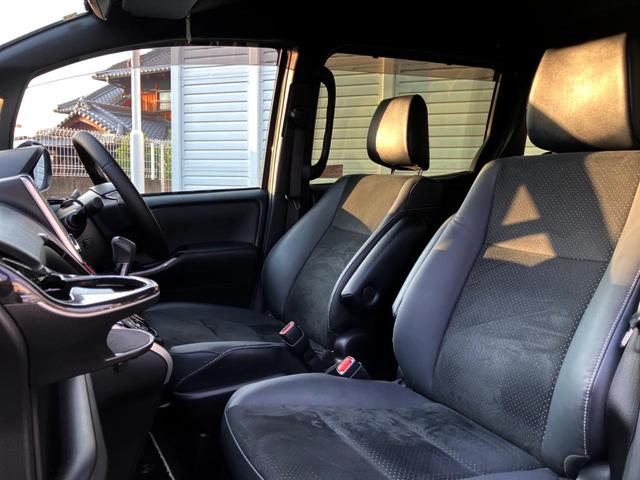 ヴォクシー ZS 煌III 両側電動ドア バックカメラ 衝突被害軽減システム ハーフレザーシート ドラレコ コーナーセンサー スマートキー LEDヘッド ビルトインETC クルコン 純正16インチアルミ 車線逸脱警報(31枚目)