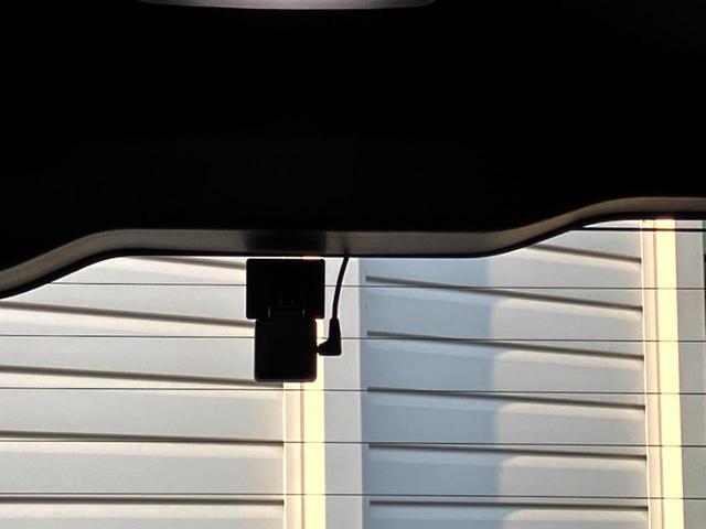 ヴォクシー ZS 煌III 両側電動ドア バックカメラ 衝突被害軽減システム ハーフレザーシート ドラレコ コーナーセンサー スマートキー LEDヘッド ビルトインETC クルコン 純正16インチアルミ 車線逸脱警報(48枚目)