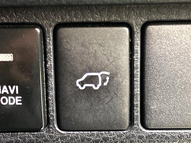 ハリアー プレミアム　アドバンスドパッケージ　サンルーフ　メーカーナビ　全周囲カメラ　ＪＢＬサウンド　衝突軽減装置　ＥＴＣ　パワーリアゲート　プッシュスタート　純正アルミ　パワーシート（30枚目）