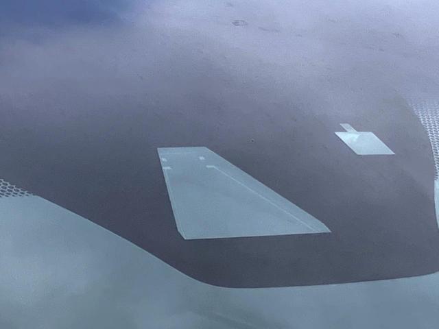 ハリアー プレミアム　アドバンスドパッケージ　サンルーフ　メーカーナビ　全周囲カメラ　ＪＢＬサウンド　衝突軽減装置　ＥＴＣ　パワーリアゲート　プッシュスタート　純正アルミ　パワーシート（57枚目）