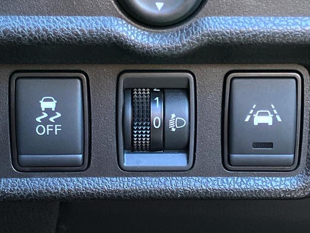 ノート e-パワー X 全周囲カメラ 衝突被害軽減システム 禁煙車 スマートキー LEDヘッド 純正15インチアルミ オートライト オートエアコン Bluetooth CD DVD再生 ブルーレイ再生 フルセグ(25枚目)