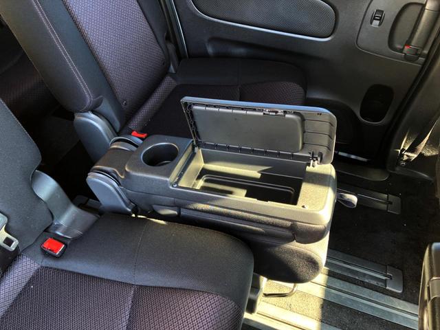 セレナ ハイウェイスター S-ハイブリッド 両側電動ドア 後席モニター バックカメラ 禁煙車 電動リアゲート ドラレコ スマートキー HIDヘッド ビルトインETC クルコン 純正16インチアルミ オートライト オートエアコン CD(38枚目)