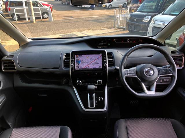 セレナ ハイウェイスター 純正9インチナビ 全周囲カメラ 両側電動ドア 衝突軽減装置 クルーズコントロール ETC プッシュスタート 純正アルミ Bluetooth接続(2枚目)