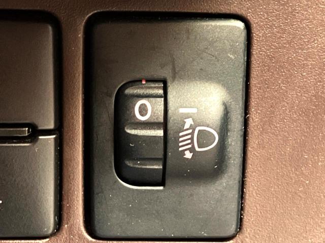 タンク Ｘ　Ｓ　Ｃａｒｒｏｚｚｅｒｉａオーディオ　電動スライドドア　衝突軽減装置　クリアランスソナー　ＥＴＣ　プッシュスタート（34枚目）