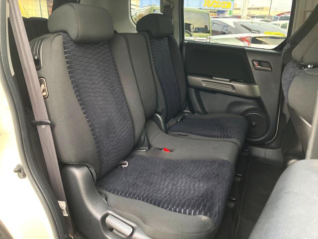 クロスロード ＨＤＤナビエディション　純正ナビ　バックカメラ　オートエアコン　ＥＴＣ　キーレスエントリー　純正アルミ　ＨＩＤヘッドライト（11枚目）